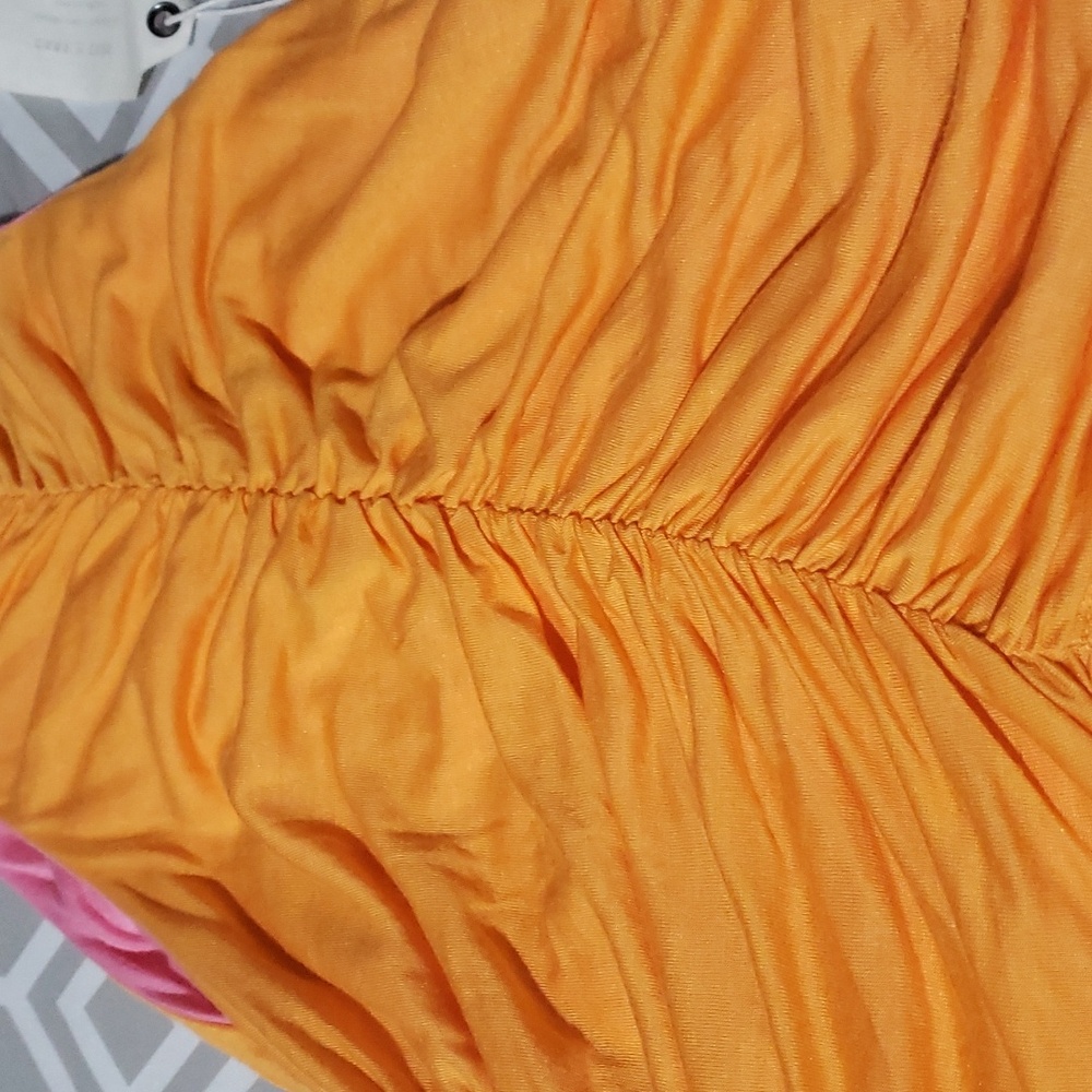 Pilcro Ruched Reversible Tank - Picture 7 of 8